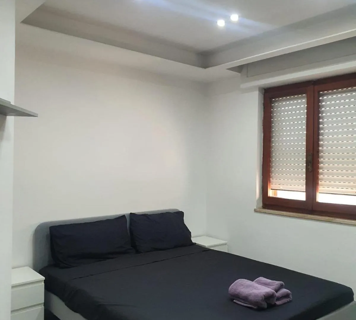 Chromotherapy Room 2 Con Bagno Privato Monserrato